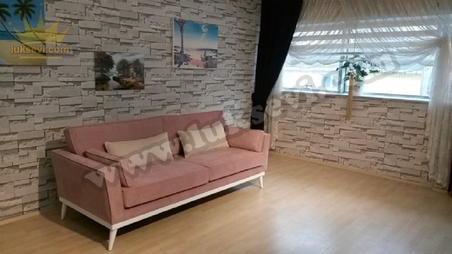 Ahşap Bazalı Yeşil Kanepe