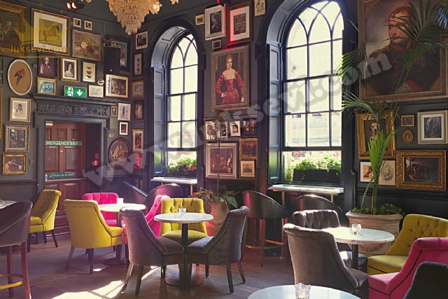 Kapitoneli Sandalye Yuvarlak Masa Lüks Restoran Tasarımı