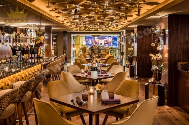 Lüks Cafe Mobilyalar Sandalyeler Ve Masalar
