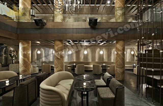 Lüks Restoran Sedir Koltuklar Kanepeler Cam Masalar