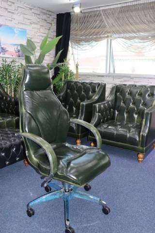 Yeşil Deri Kumaşlı Patron Sandalyesi