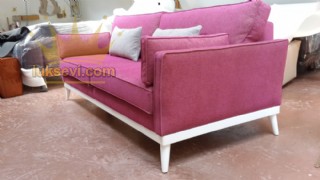 Leydi Üçlü Pembe Kanepe Müşterimiz İçin Özel Üretim